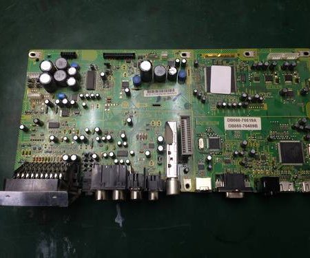 Main Board CMF111B для телевизора Sharp LC-32AD5RU-BK