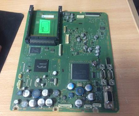 Main Board 1-872-686-12 для телевизора Sony KDL 26P2530