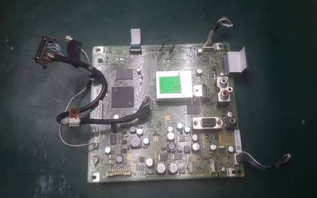 Main Board 1-869-852-21 для телевизора SONY KDL-32S2020